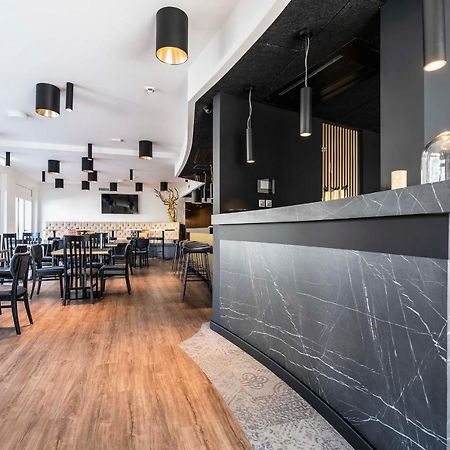 Abasto Hotel Muenchen Feldmoching Екстериор снимка