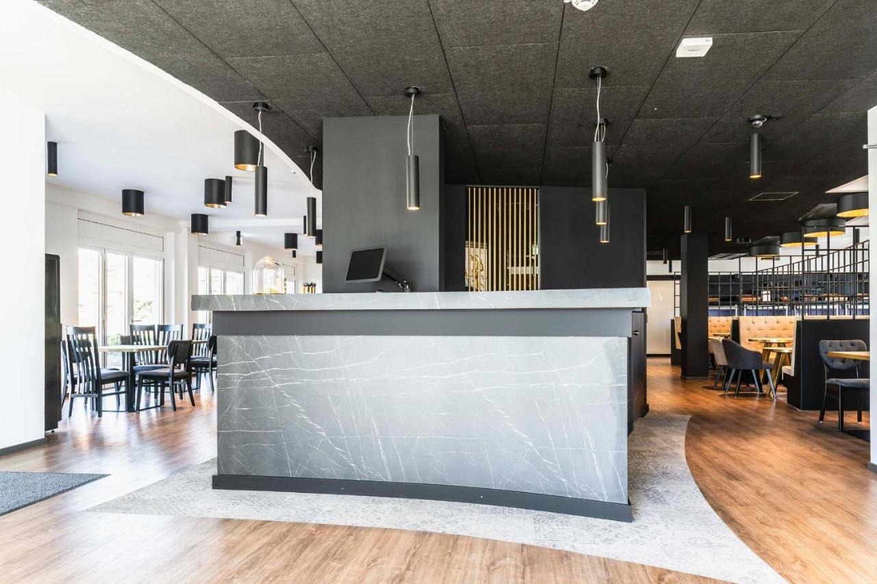 Abasto Hotel Muenchen Feldmoching Екстериор снимка