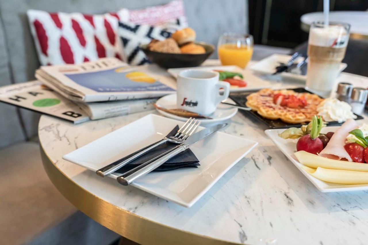 Abasto Hotel Muenchen Feldmoching Екстериор снимка