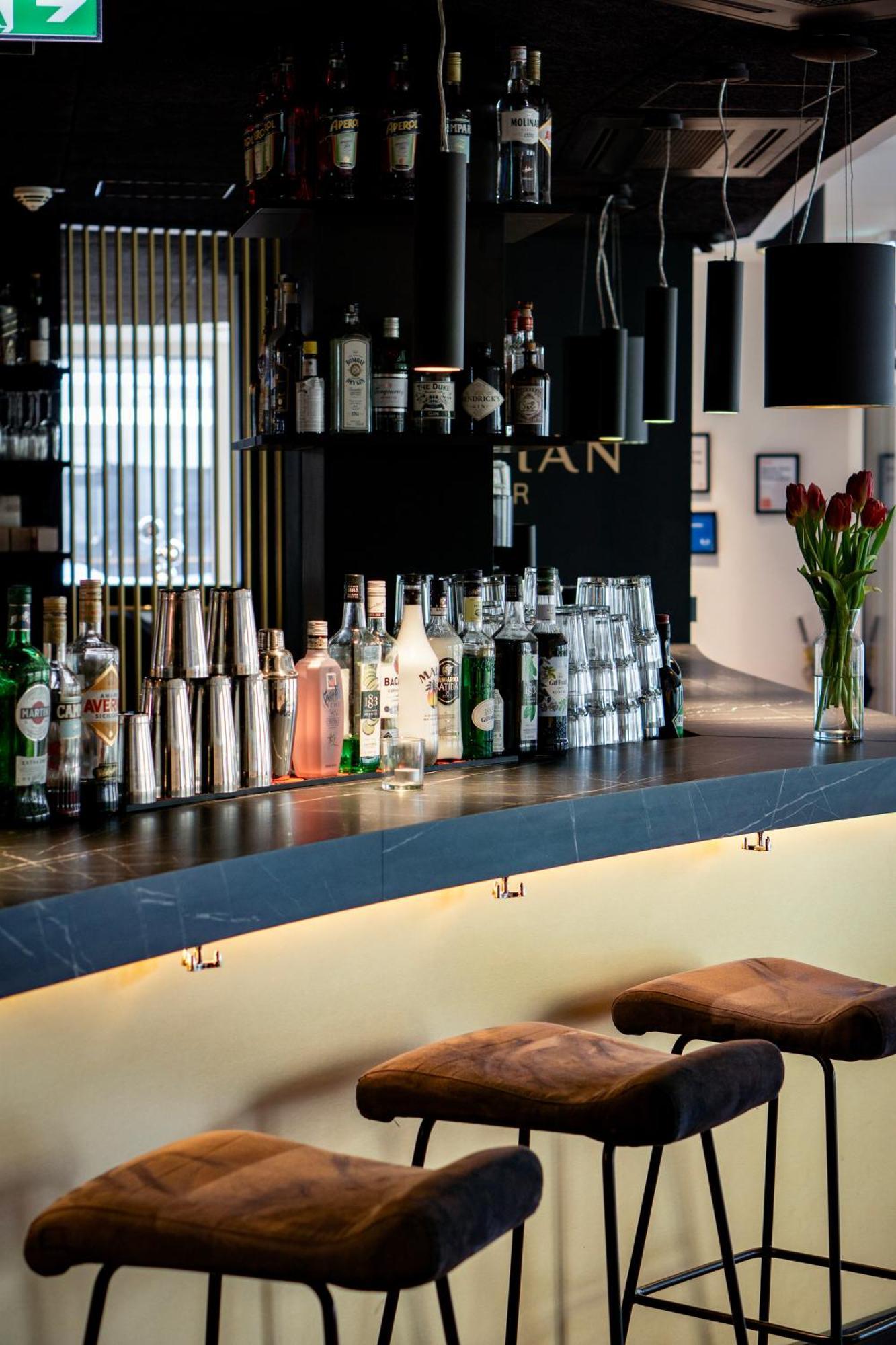 Abasto Hotel Muenchen Feldmoching Екстериор снимка